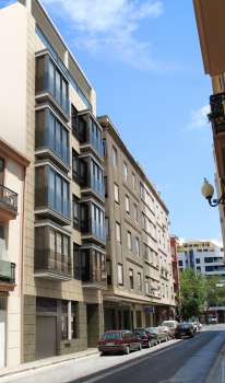 Arch. Viz. Building in Azcárraga St. Valencia (exterior, 2)